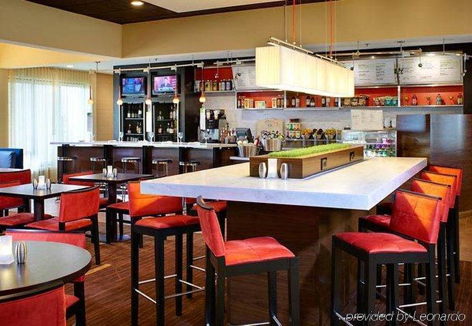 Hotel Courtyard St. Louis Creve Coeur Restaurante foto