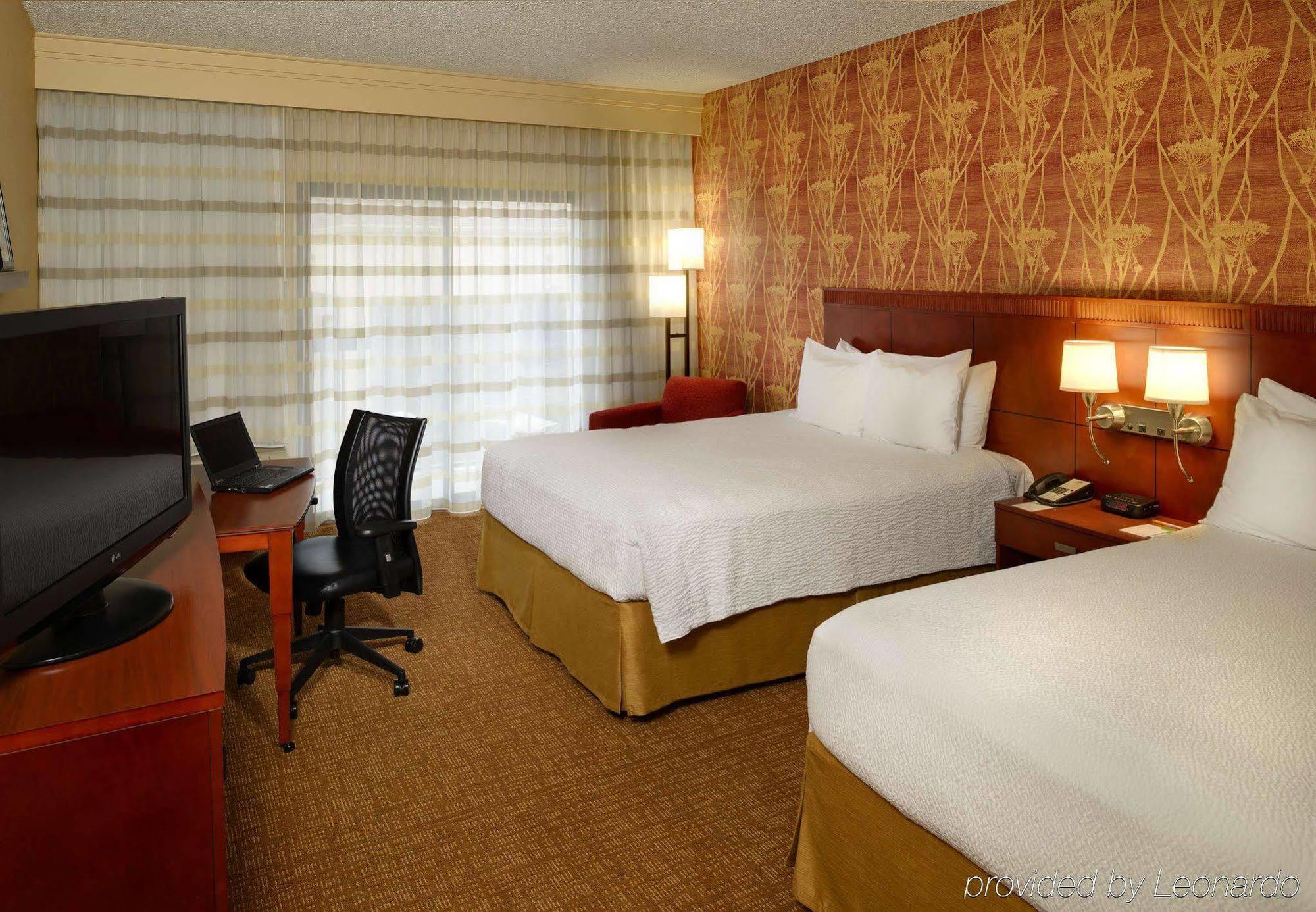 Hotel Courtyard St. Louis Creve Coeur Exterior foto